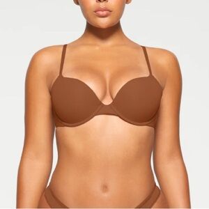 SKIMS Fits Everybody Push Up Bra, Bronze 36DD , Never worn